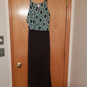 Maxi dress size M 7/9